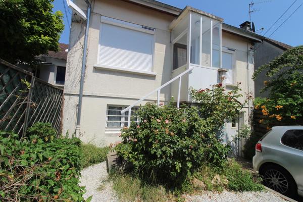 CORMEILLES-EN-PARISIS - QUARTIER CENTRE HAUT - MAISON 90 M² - 3 CHAMBRES - TERRAIN 392 M² - TERRASSE - GARAGE - PARKING - SOUS SOL -