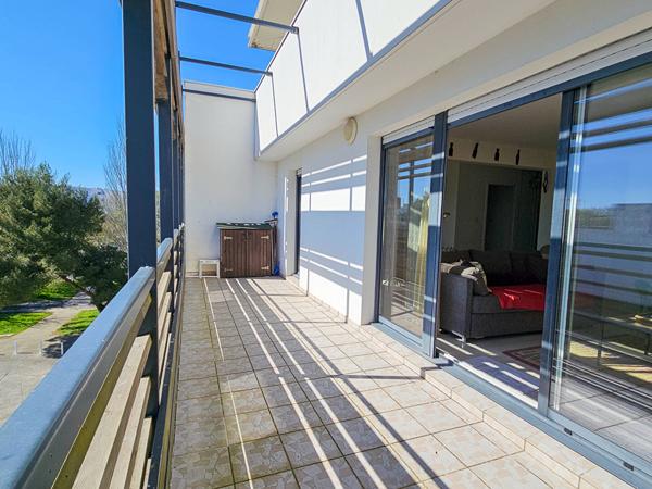 LA ROCHELLE - LAC APPARTEMENT TYPE 3 PIECES - 81M2  La rochelle