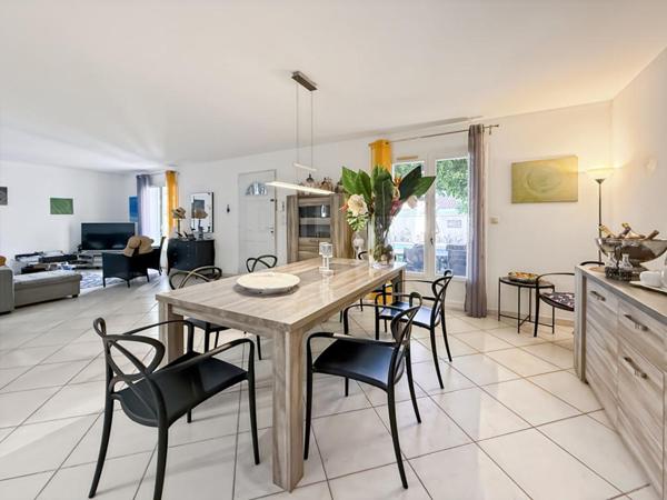 À VENDRE MAISON AU GRAU DU ROI AVEC PISCINE