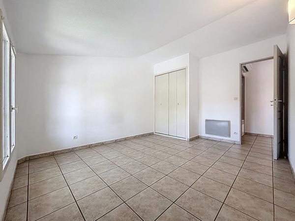 Maison Orange 4 pièce(s) 103 m2 avec terrain + garage