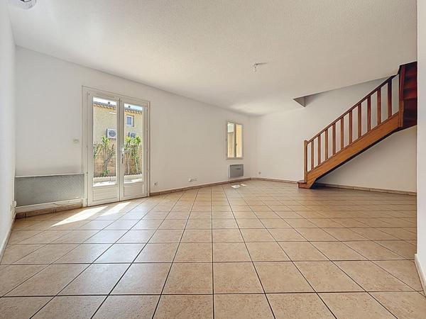 Maison Orange 4 pièce(s) 103 m2 avec terrain + garage