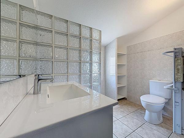 Maison Orange 4 pièce(s) 103 m2 avec terrain + garage