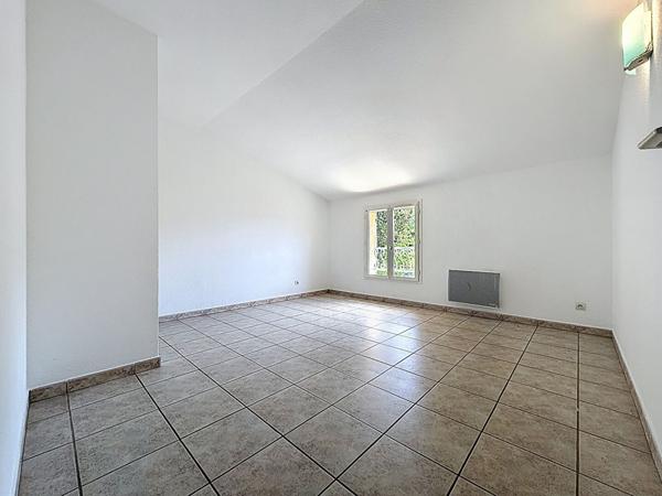 Maison Orange 4 pièce(s) 103 m2 avec terrain + garage