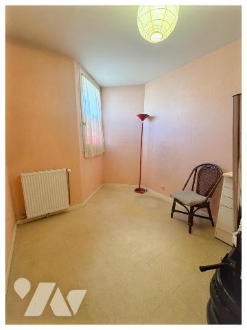 Appartement de type 2 avec un parking extérieur numérotée et cave 