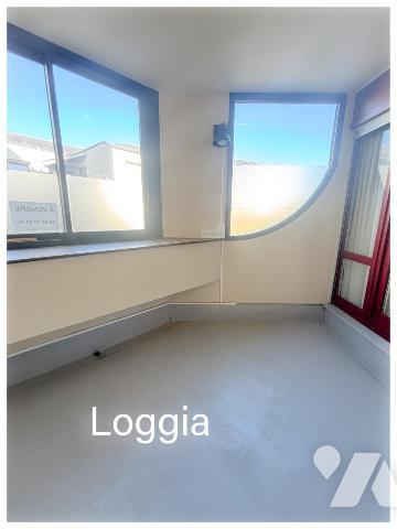 Appartement de type 2 avec un parking extérieur numérotée et cave 