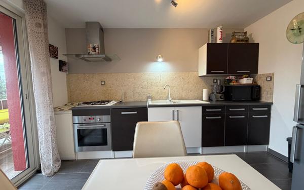 Appartement à vendre    4 pièces •  Bourg-de-Péage