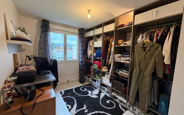 Appartement à vendre    4 pièces •  Bourg-de-Péage