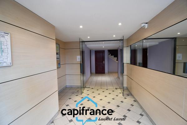 Appartement à vendre 1 pièces L'ISLE JOURDAIN (32) - residence sécurisée parking privatif
