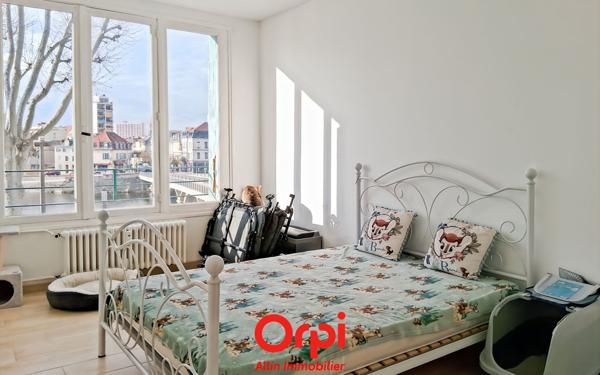 Appartement à vendre    4 pièces • 93,24 m2 Montluçon