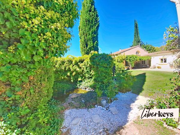 Propriété d’exception à Istres – Vue panoramique sur la colline & cadre zen