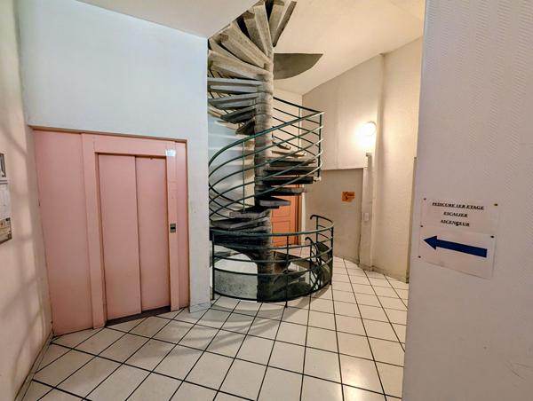 Appartement Bourg De Peage 78.45 m2 avec cave et garage. , Bourg de peage Appartement Bourg De Peage 78.45 m2 avec cave et garage. , Bourg de peage