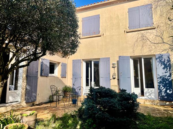 A VENDRE PUILBOREAU MAISON 130M2 AVEC GARAGE ET JARDIN