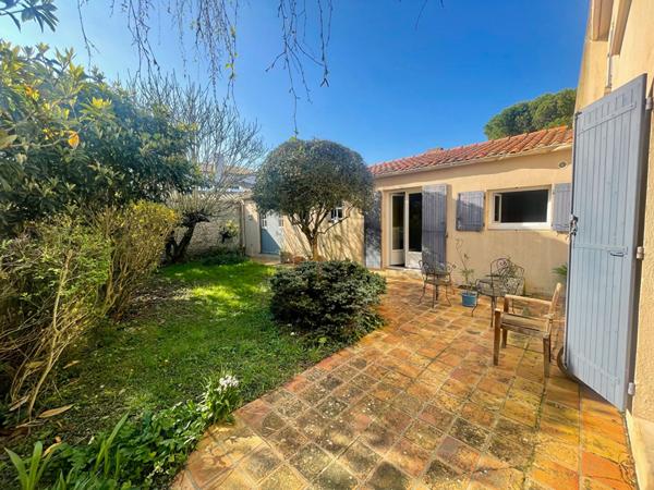 A VENDRE PUILBOREAU MAISON 130M2 AVEC GARAGE ET JARDIN