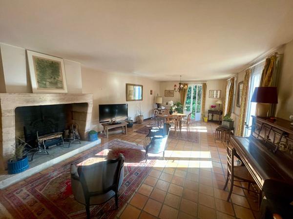 A VENDRE PUILBOREAU MAISON 130M2 AVEC GARAGE ET JARDIN