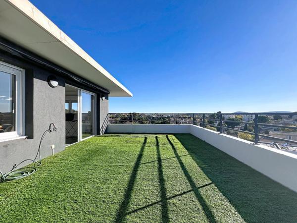 Appartement de 98 m² – 3 chambres – Vue panoramique – Terrasse 31 m²