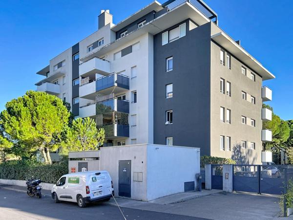 Appartement de 98 m² – 3 chambres – Vue panoramique – Terrasse 31 m²