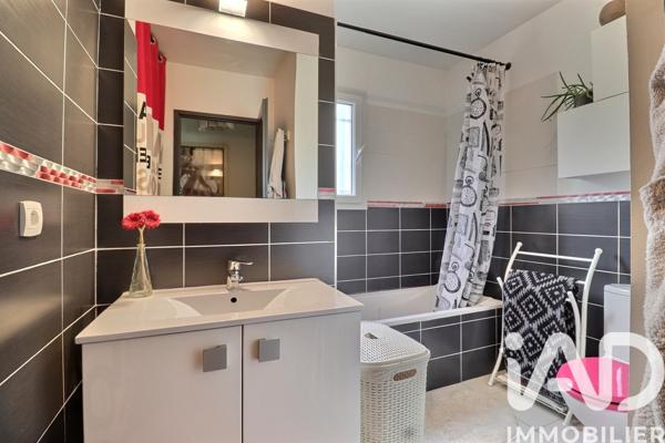 Maison à vendre 4 pièces 83 m² Solliès-Toucas