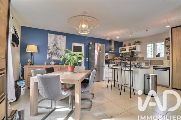 Maison à vendre 4 pièces 83 m² Solliès-Toucas