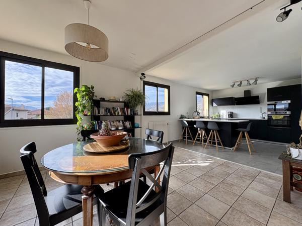 Maison 5 pièces - 98 m² Exclusivité efficity