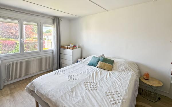 Maison à vendre    4 pièces • 107 m2 Saint-Jean-de-la-Ruelle