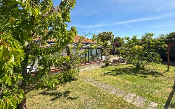 Maison à vendre    4 pièces • 107 m2 Saint-Jean-de-la-Ruelle
