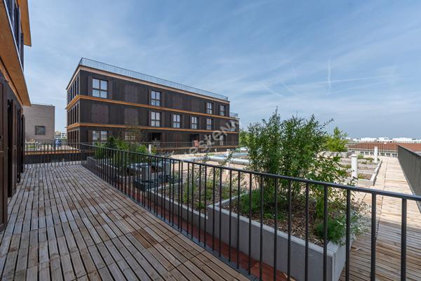 Nanterre-Quartier des Groues: Appartement 4 pièces de 90m² avec terrasse et parking