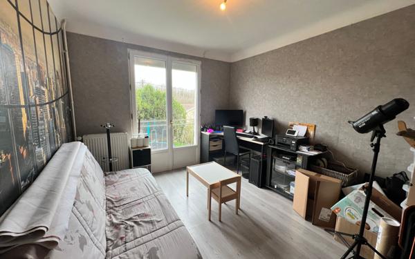 Maison à vendre    5 pièces •  Wassy