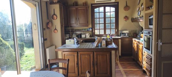 Montpon-Ménestérol (24700) Dordogne – Viager Libre – Demeure de caractère immédiatement exploitable