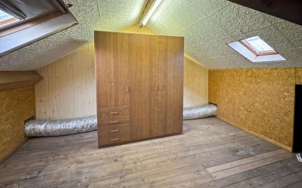 Maison à vendre    3 pièces • 135 m2 Périgueux