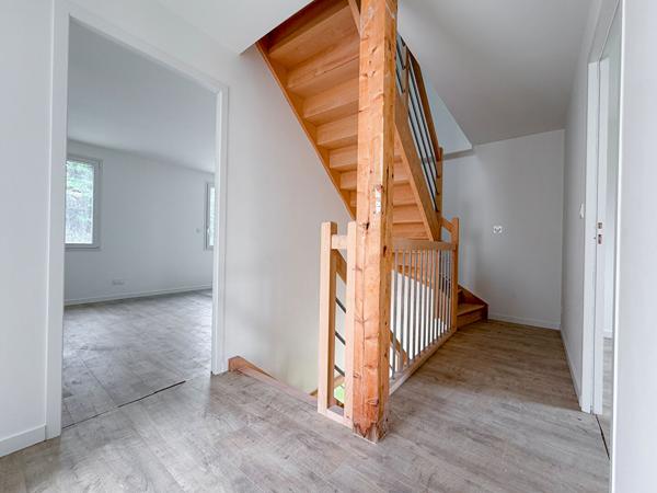 LES PONTS-DE-CÉ - Maison contemporaine neuve de 148 m² avec 5 chambres, jardin et parking !