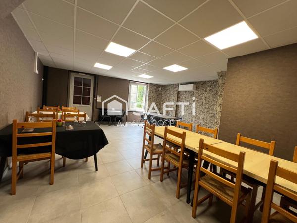 Bar/Restaurant + chambres d'hôtes a développer.