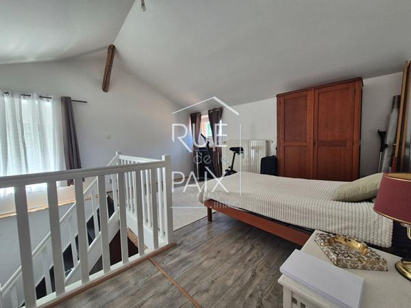 86200 CHALAIS Maison Chalais 8 pièce(s) 177 m2