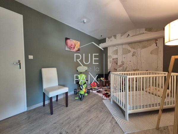 86200 CHALAIS Maison Chalais 8 pièce(s) 177 m2