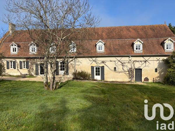 Longère 11 pièces de 353 m² à Marmagne (18500)