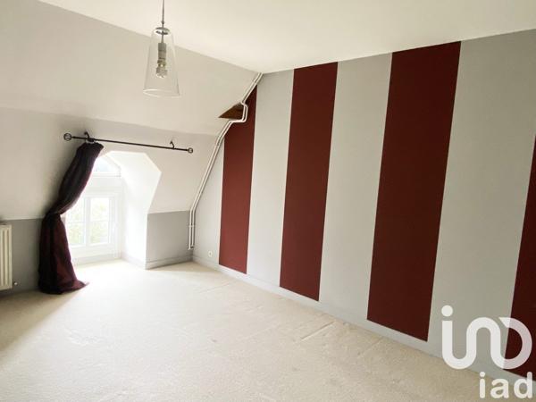 Longère 11 pièces de 353 m² à Marmagne (18500)