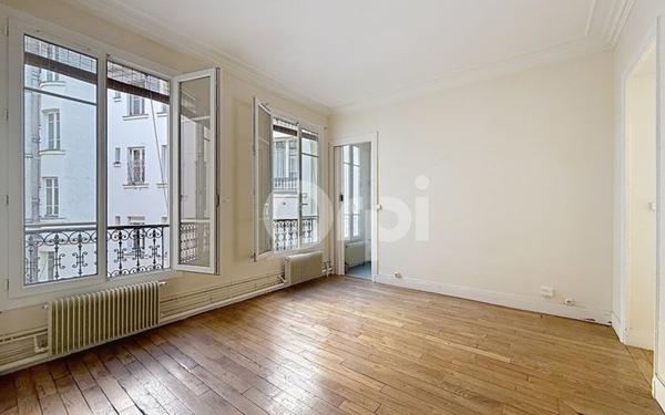 Appartement à vendre    2 pièces • 38 m2 Paris 15