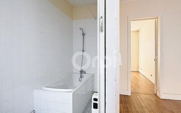 Appartement à vendre    2 pièces • 38 m2 Paris 15