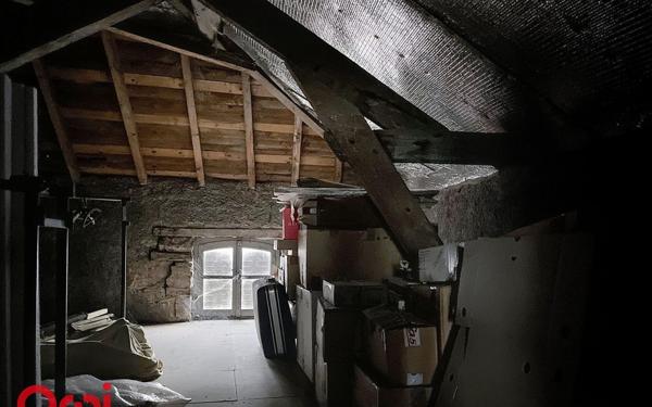 Maison à vendre    5 pièces •  Bézenet