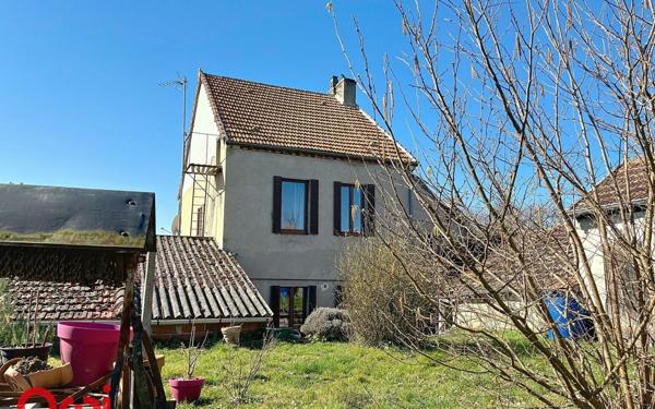 Maison à vendre    5 pièces •  Bézenet