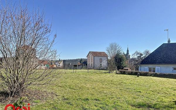 Maison à vendre    5 pièces •  Bézenet