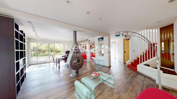 EXCLUSIVITE - VENTE MAISON WISSOUS - RARE SUR LE MARCHE - TERRAIN DE 587M2 - 9 PIECES - 6 CHAMBRES - PISCINE - JARDIN