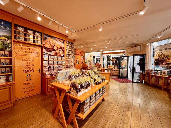 Local Commercial 2 pièces - 60 m²