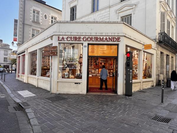 Local Commercial 2 pièces - 60 m²