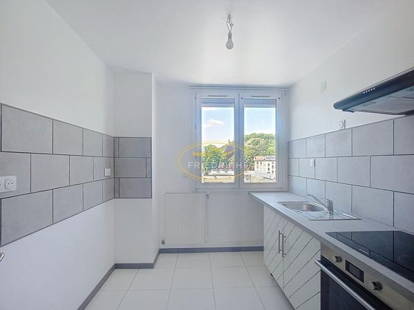 Appartement type F3 entièrement rénové Bar-le-duc Appartement type F3 entièrement rénové Bar-le-duc
