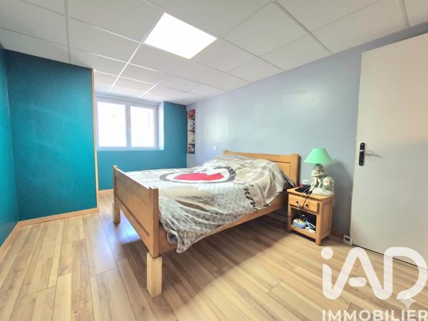 Maison à vendre 4 pièces 92 m² Saint-Priest-la-Prugne