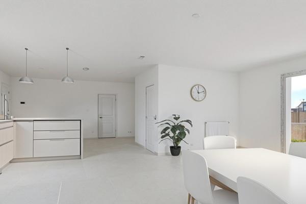 Maison de 2025 de 177 m2