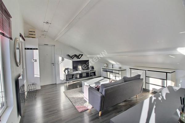 2 pièces 57m² Lumineux, sans vis-à-vis Proche centre et T2