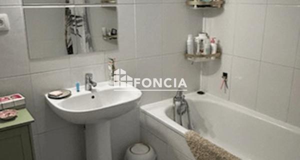 À vendre Appartement 2 pièces 42.2 m² - Salon-de-provence 13300