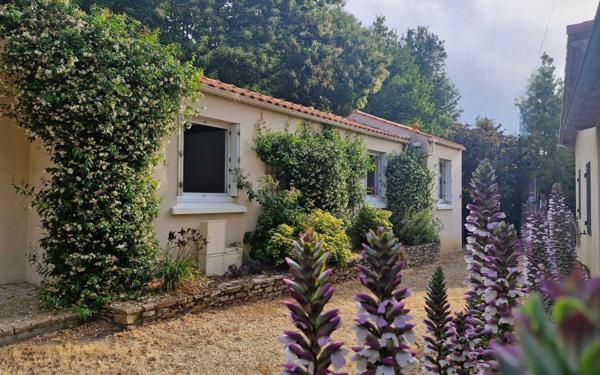 Maison à vendre    15 pièces •  Rocheservière