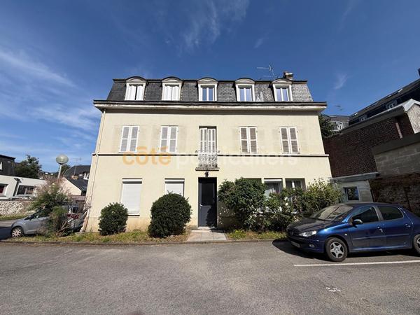 Vente
                Appartement28,54 m² - 2 Pièces -
                    ROUEN (76000)